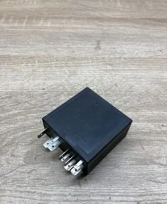 Volkswagen Golf IV Other relay 4B0955531A 72WA401
