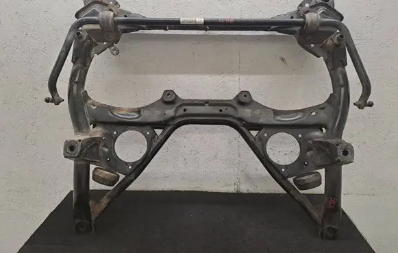 BMW 1 F20 F21 Front subframe 6792111