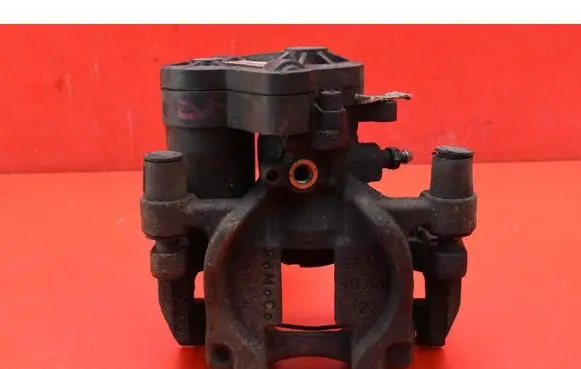 Ford Mondeo MK I Rear brake caliper DG9C2D250A