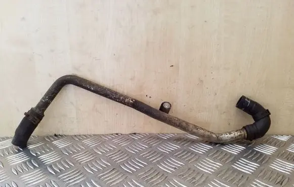 Volkswagen Touareg I Engine coolant pipe/hose