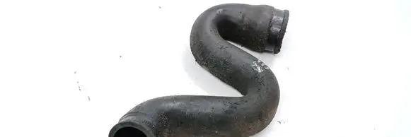 Volkswagen PASSAT B5 Engine coolant pipe/hose