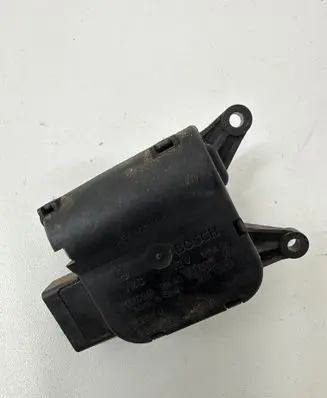 Volkswagen Caddy Air flap motor/actuator 0132801340 963384XC