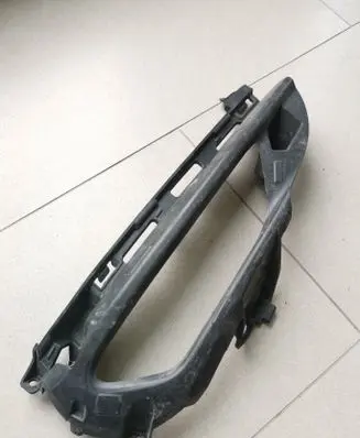 Volvo XC60 Fog light bracket 31425180