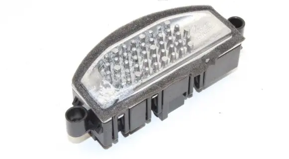 BMW 1 F40 Heater blower motor/fan resistor 7952061