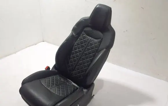 Audi Q8 Front driver seat 4M0881045P
