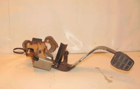 Clutch pedal