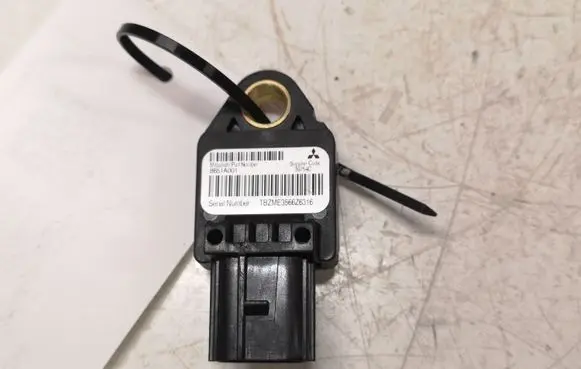 Peugeot 4007 Airbag deployment crash/impact sensor 8651A001