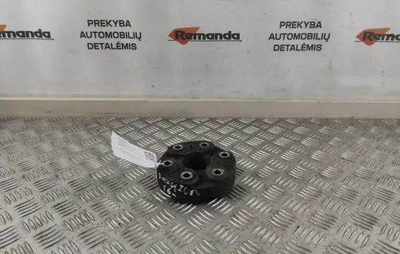 BMW 4 F36 Gran coupe Rear prop shaft donut coupling/joint 7610061
