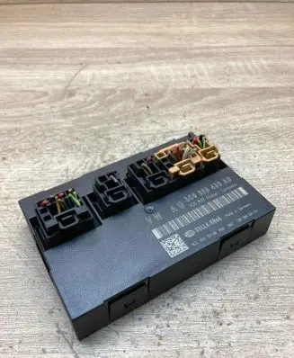 Volkswagen PASSAT B6 Door control unit/module 3C0959433AB 5DK00906404