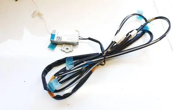Toyota Avensis T270 Antenna control unit 852486