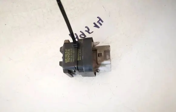 Toyota RAV 4 (XA20) Glow plug pre-heat relay 2861067010 28610-67010