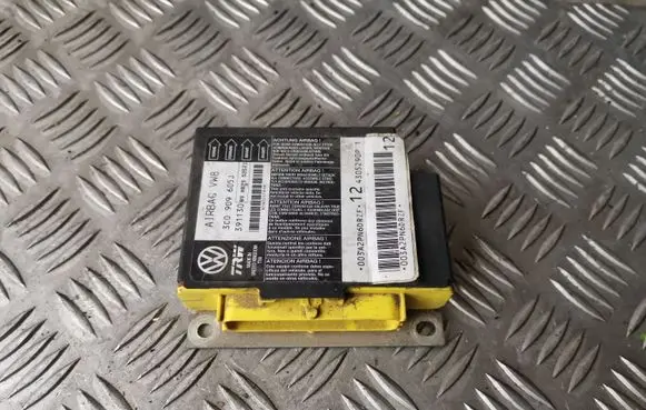 Volkswagen PASSAT B6 Airbag control unit/module 3C0909605J
