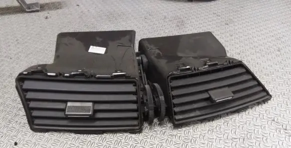 Dash center air vent grill