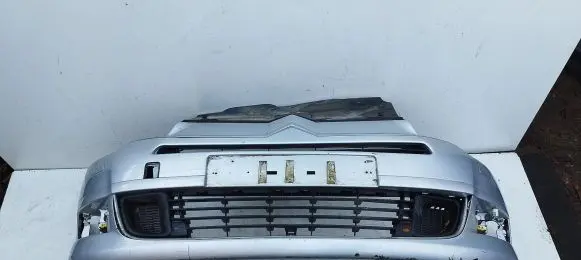 Citroen C5 Front bumper 9681052477