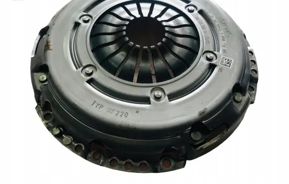 Skoda Fabia Mk3 (NJ) Clutch set kit 04C141025P