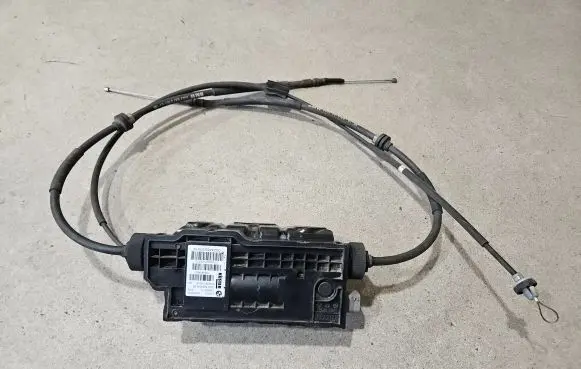 BMW X5 F15 Hand brake control module 6864546 6874220