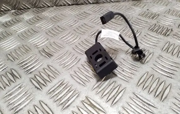 Tesla Model 3 Aerial antenna amplifier 150942000C