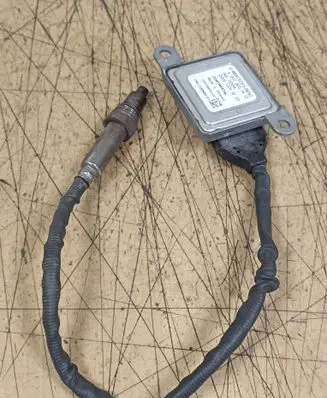 Mercedes-Benz E W212 Lambda probe sensor A0009051412
