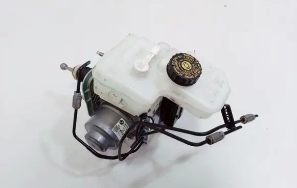 BMW i4 ABS Pump 5B33D59 5B3ED78