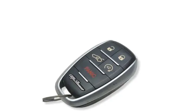 Alfa Romeo Giulia Ignition key/card 