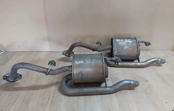 Toyota Yaris Rear muffler/silencer tail pipe 10Y01