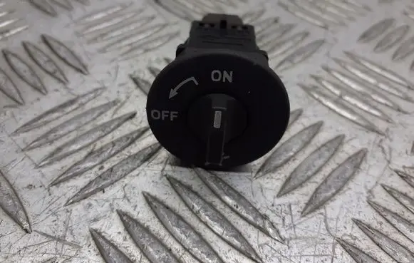 Renault Megane II Passenger airbag on/off switch 