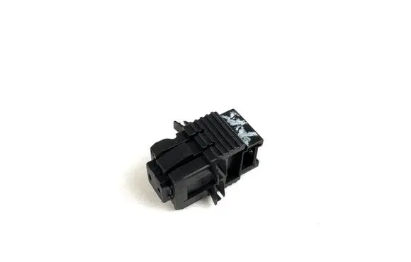 BMW 5 E39 Brake pedal sensor switch 8372647 61318372647