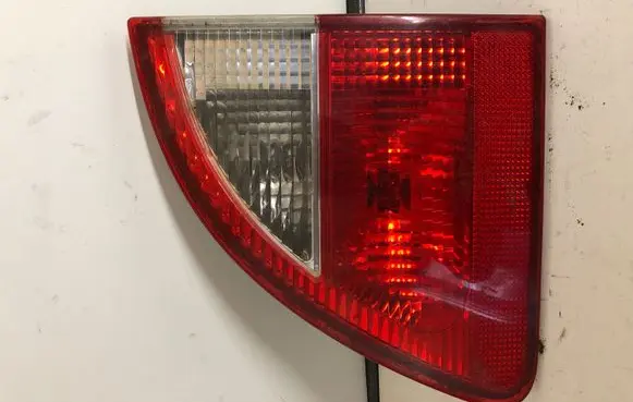 Ford Galaxy Tailgate rear/tail lights 7M5945094B