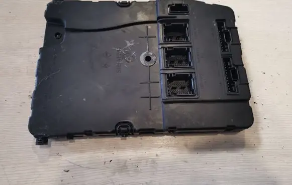 Renault Scenic II - Grand scenic II Comfort/convenience module 8200780021