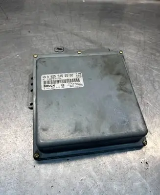 Mercedes-Benz E W210 Engine control unit/module ECU A0255455532 0281001880