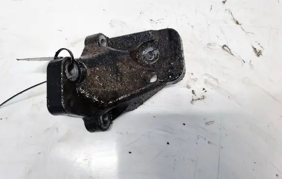 Volvo S60 Engine mounting bracket 86341232