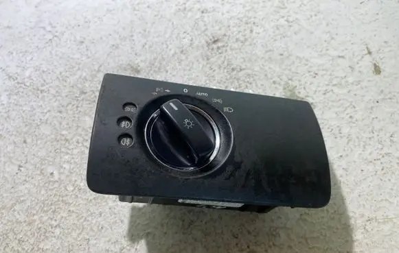 Mercedes-Benz ML W164 Light switch A1645450104 04016410