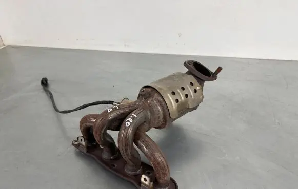 Hyundai i20 (GB IB) Exhaust manifold 2851003AH1
