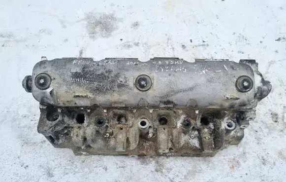 Renault Scenic I Engine head 