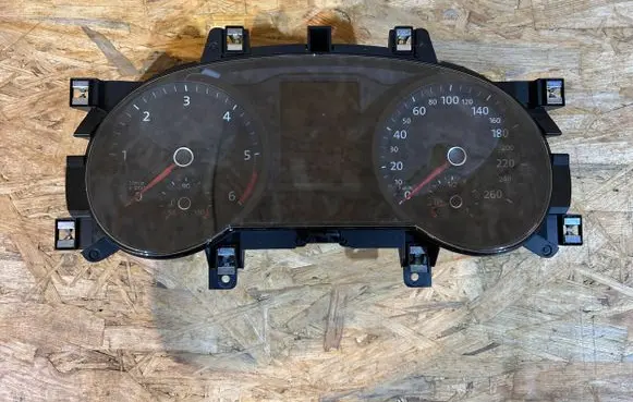 Volkswagen PASSAT B8 Speedometer (instrument cluster) 3G0920741 08042015 1555031384