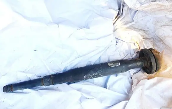 Mercedes-Benz 190 W201 Rear driveshaft/prop shaft 04593650ad