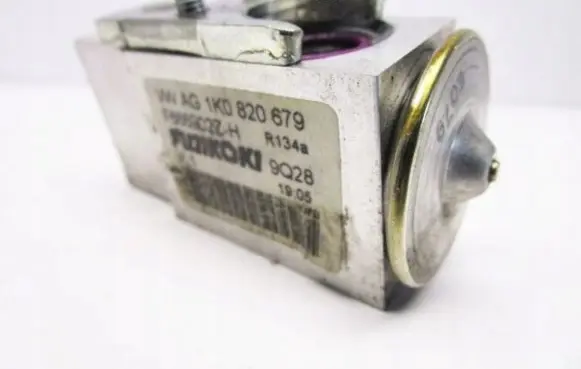 Seat Altea XL Air conditioning (A/C) expansion valve 1K2820103E