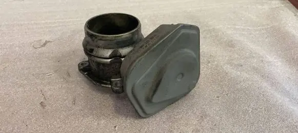 BMW X1 E84 Throttle valve 7804373