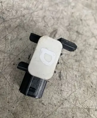 Mitsubishi ASX Airbag deployment crash/impact sensor 8651A166