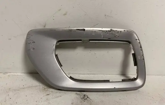 Volvo XC70 Front fog light trim/grill 30744506
