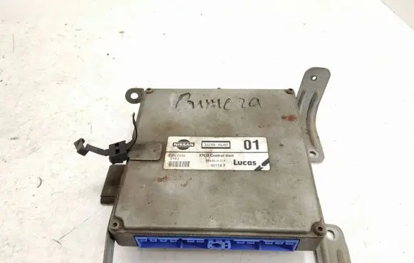 Nissan Primera Engine control unit/module 2371070J81
