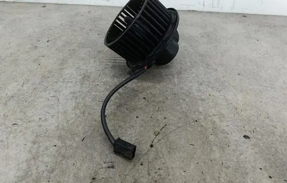 Volkswagen Transporter - Caravelle T4 Heater fan/blower 357819021
