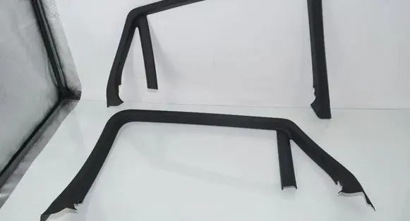 BMW X6M F86 Rear door glass trim molding 7318172 7318171 51357318172