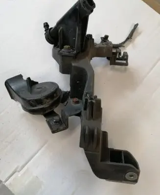 KIA Ceed Headlight/headlamp mounting bracket ET013E