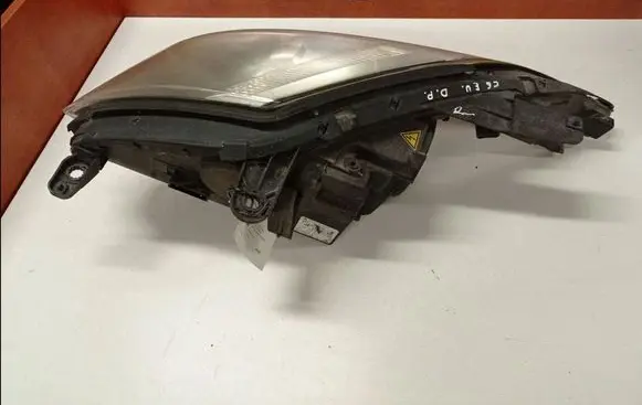 Citroen C6 Headlight/headlamp 9660983180 1307329100
