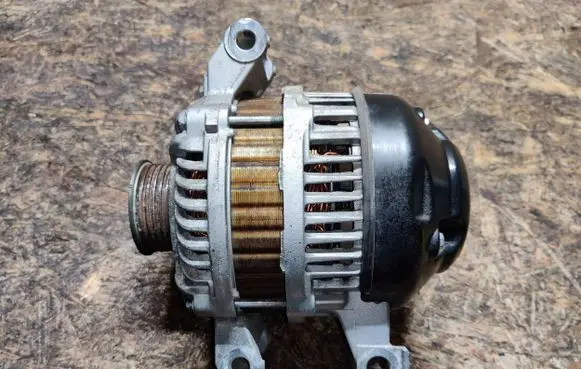 Mazda 3 II Generator/alternator L548B A2TJ0991B