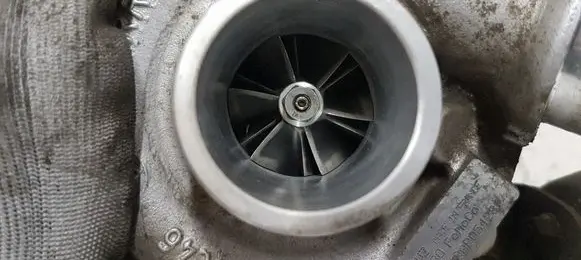 Ford Focus Turbo GTB1449VZ 9677063780 8064981