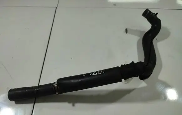 Mazda 3 I Engine coolant pipe/hose 