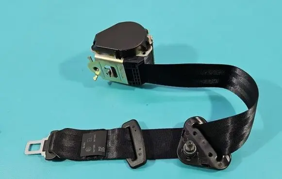 Renault Clio IV Middle seatbelt (rear) 888503110R IMPRK1580706