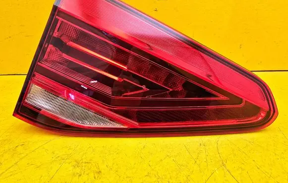 Volkswagen Touran III Tailgate rear/tail lights 5TA945307F 90059917F